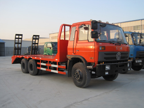 北京 天津 重慶 上海　哪里有挖機(jī)運(yùn)輸車(chē)賣(mài)|鉤機(jī)拖車(chē)多少錢(qián)