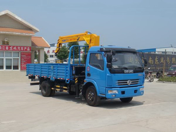 蘇州哪里有隨車吊賣|2噸-12噸隨車起重運輸車|隨車吊廠家直銷