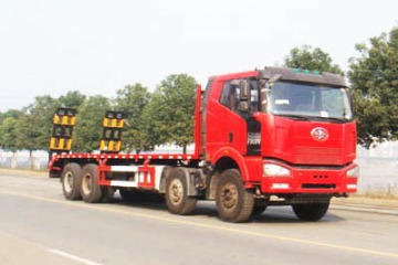 熱銷東風(fēng)多利卡挖機(jī)平板拖板車 鉤機(jī)平板運(yùn)輸拖板車 廠家直銷的詳細(xì)信