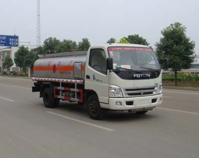 福田小型加油車/運油車（BJ1079VEJEA-AS）