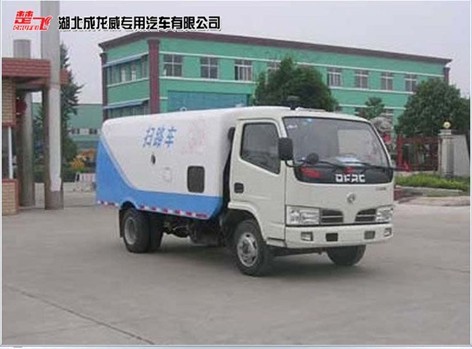 東風福瑞卡掃路車 環(huán)衛(wèi)掃路車 掃路車廠家