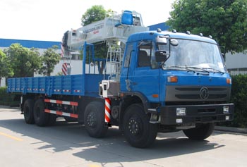 東風中聯(lián)重科隨車吊價格低質量好