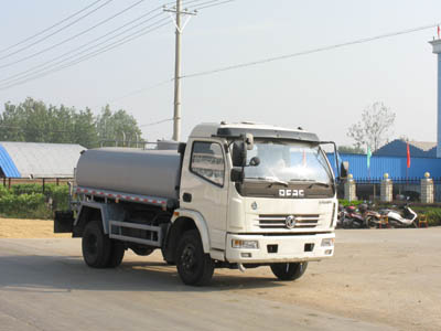 湖北程力東風(fēng)小霸王灑水車