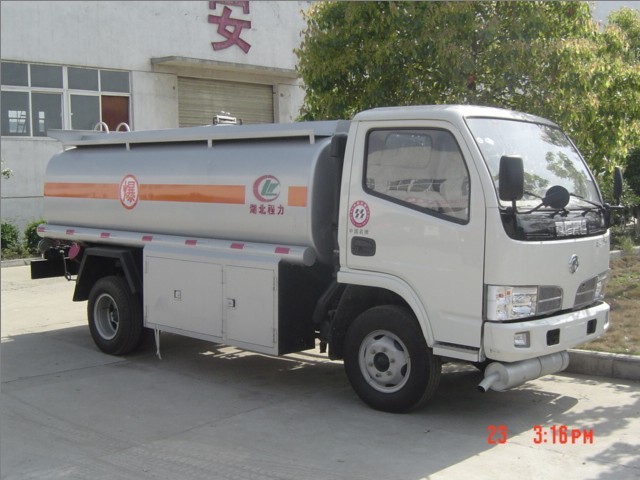 黑龍江加油車【報(bào)價(jià)】 東風(fēng)加油車【報(bào)價(jià)】 福田加油車【報(bào)價(jià)】