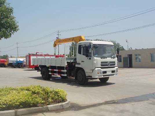 湖北隨州東風(fēng)天錦隨車起重運輸車生產(chǎn)廠家