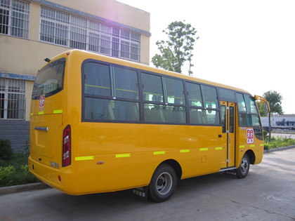 直銷--楚風(fēng)幼兒園校車價(jià)格 楚風(fēng)6米平頭專用校車價(jià)格 中巴校車價(jià)格