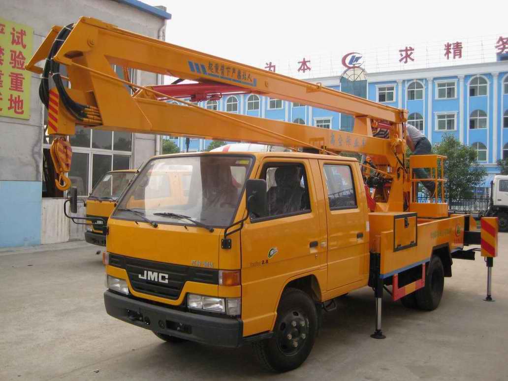 東風(fēng)小霸王高空作業(yè)車、東風(fēng)多利卡高空作業(yè)車、東風(fēng)145高空作