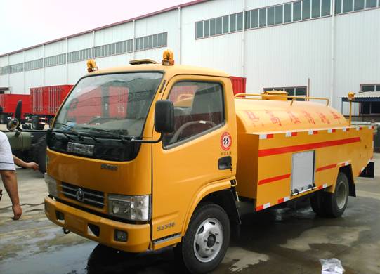 重慶永川區(qū)下水道管道疏通車高壓清洗車最便宜廠家直銷價(jià)格參數(shù)配置