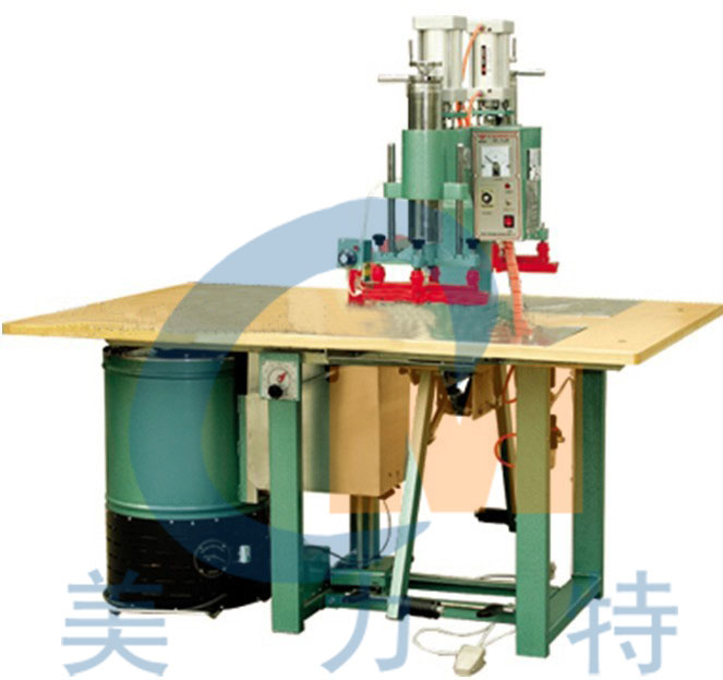 高周波塑膠機(jī)   高周波塑膠機(jī)價(jià)格