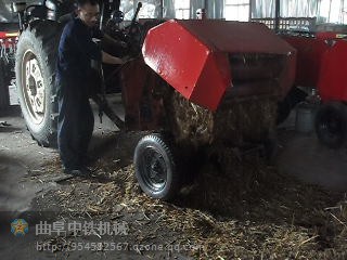 秸稈自動撿拾圓捆機！圓捆機哪家好？