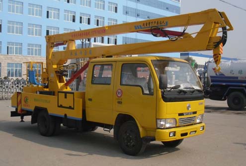 東風(fēng)金霸高空作業(yè)車廠家直銷