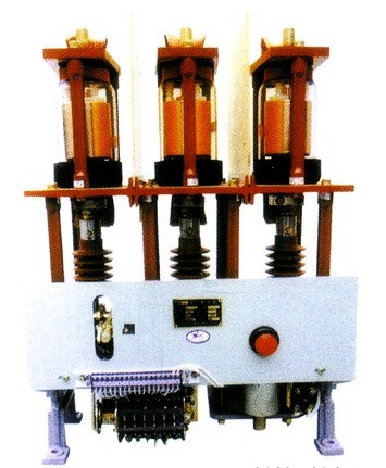 江蘇ZN3-12/630高壓真空斷路器