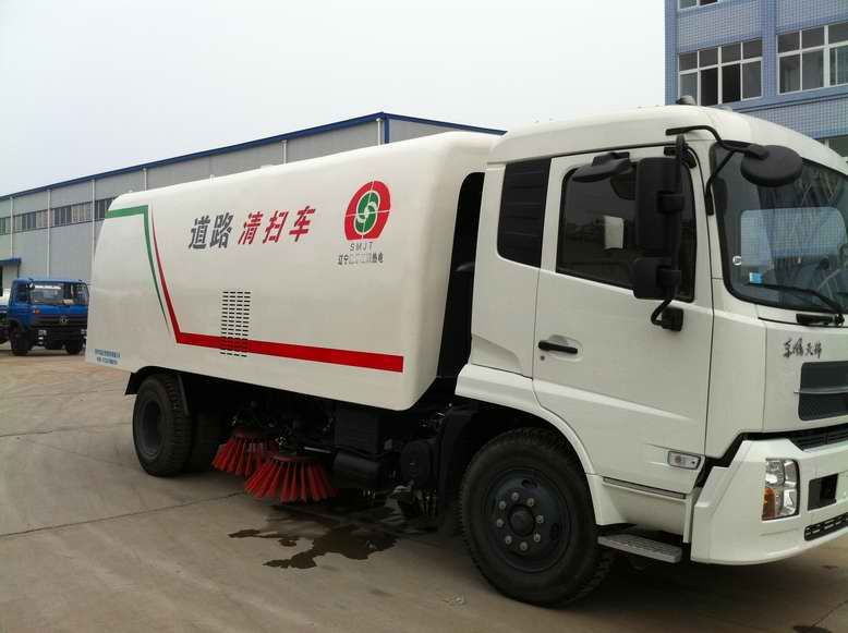 大型道路清掃車/東風(fēng)天錦道路清掃車