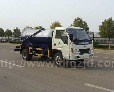 咸陽140真空吸污車/多利卡真空吸污車/小霸王真空吸污車東風(fēng)吸污車