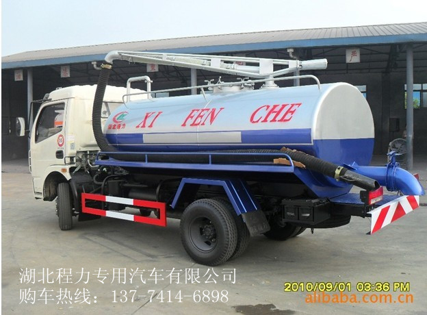 吸糞車(chē)的應(yīng)用范圍 吸糞車(chē)的生產(chǎn)廠家 吸糞車(chē)的圖片