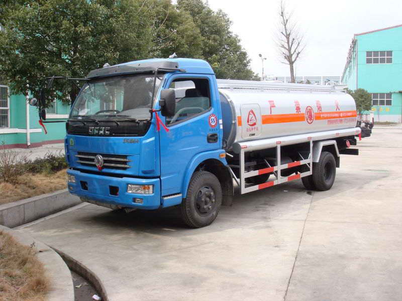 ＋最好的稅控加油車 油罐車的出廠價格 福瑞卡加油車多少錢