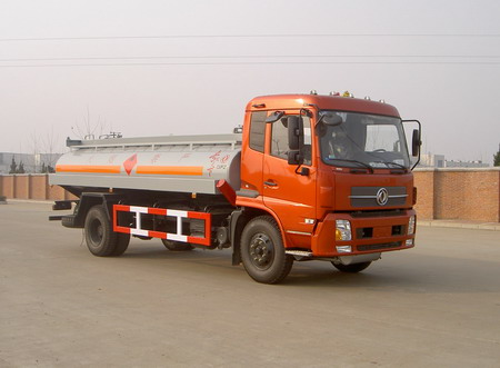 東風(fēng)凱普特加油車(SGZ5110GJYEQ3華威馳樂加油車)