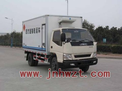 江鈴5040XYLA醫(yī)療廢物轉(zhuǎn)運(yùn)車www.jnhwzt.com