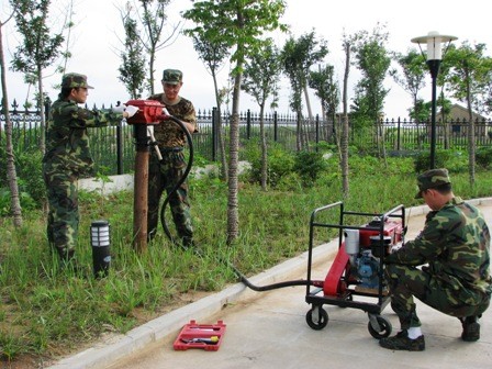 重慶防汛打樁機規(guī)格《防汛搶險應(yīng)急物資》氣動防汛打樁機價格『D9供應(yīng)