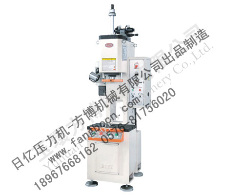 整體機身鑄造液壓機 壓力機 液壓機生產(chǎn)基地