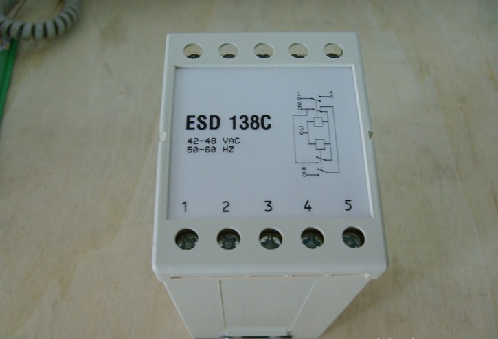 ESD138C 42-48V