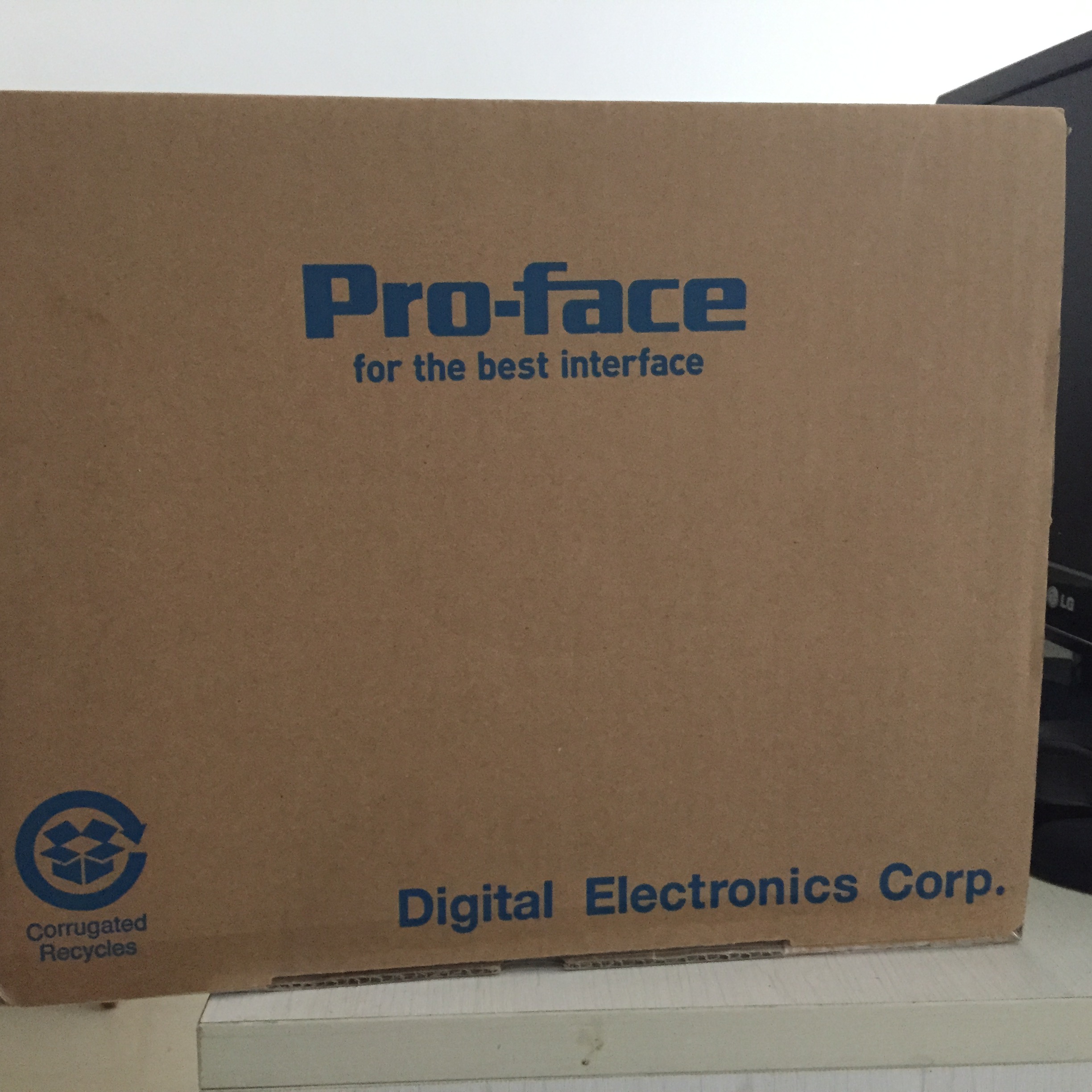 Proface  GP2501-TC41-24V   現(xiàn)貨￥