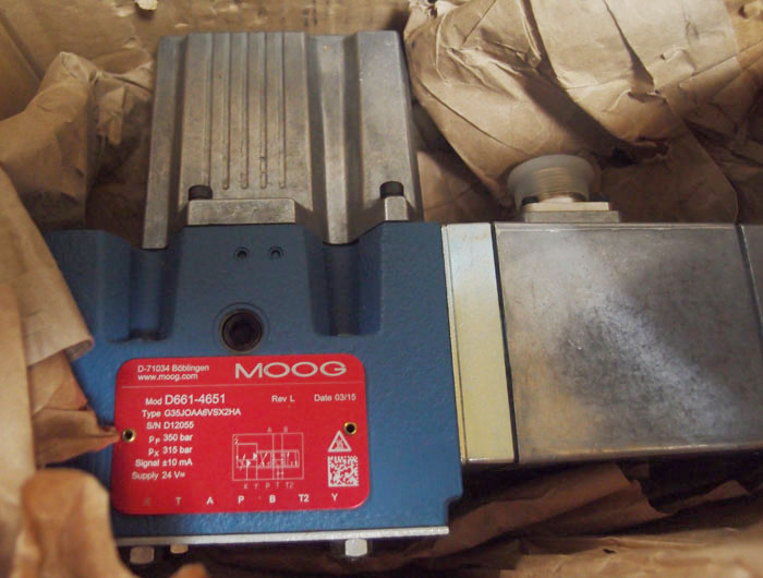 MOOG穆格伺服閥D661-4479C