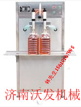 玻璃水灌裝機(jī) 車用尿素溶液灌裝機(jī) 食用油灌裝機(jī),芝麻醬灌裝機(jī)