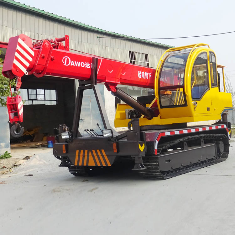 履帶式隨車吊生產(chǎn)廠家5噸液壓履帶式吊車隨車吊 小型