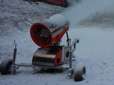 采購造雪機(jī)價格 造雪機(jī)正確移動與放置