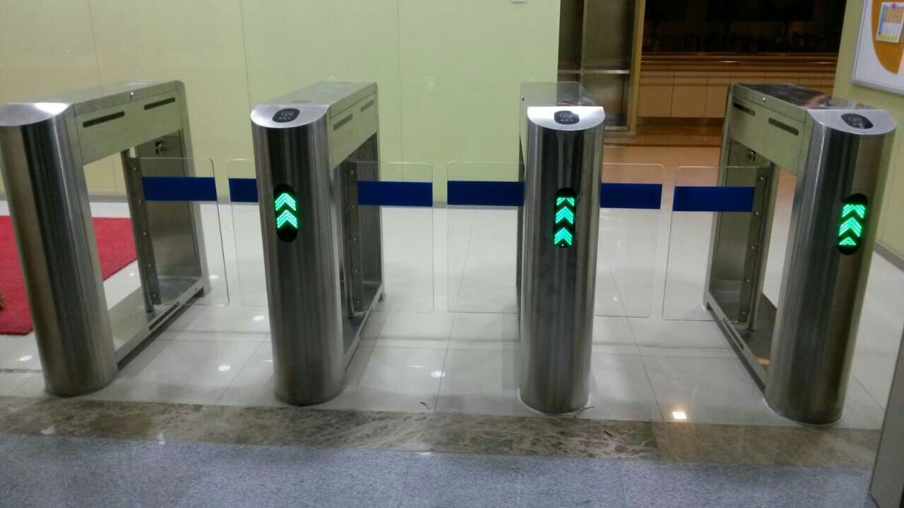河南工地安裝門禁廠家，河南工地刷卡門禁，河南工地勞務(wù)實(shí)名制系統(tǒng)