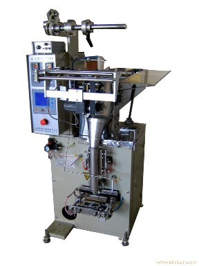 成都包裝機(jī)_顆粒包裝機(jī)_計量包裝機(jī)