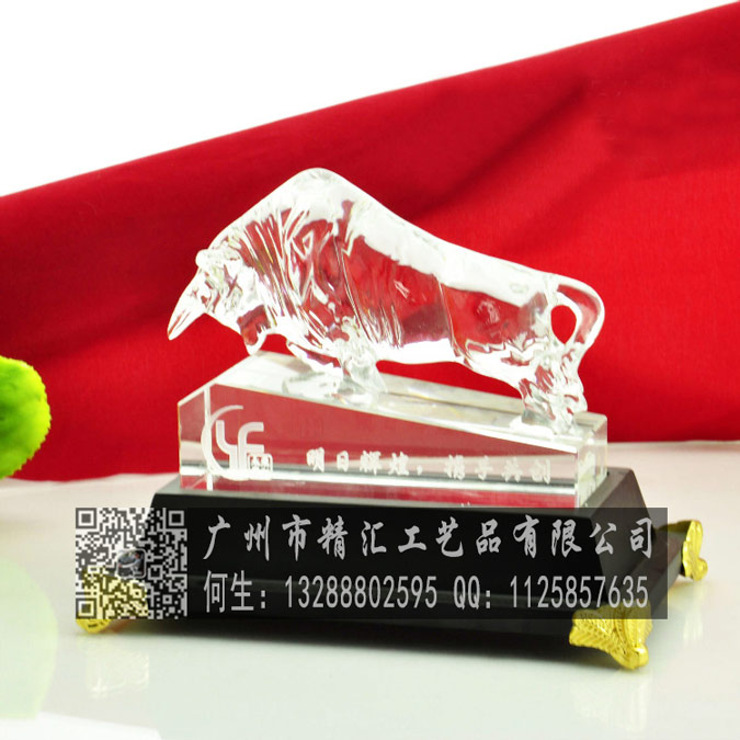 重慶水晶紀(jì)念品廠家，重慶企業(yè)周年慶典水晶禮品制作