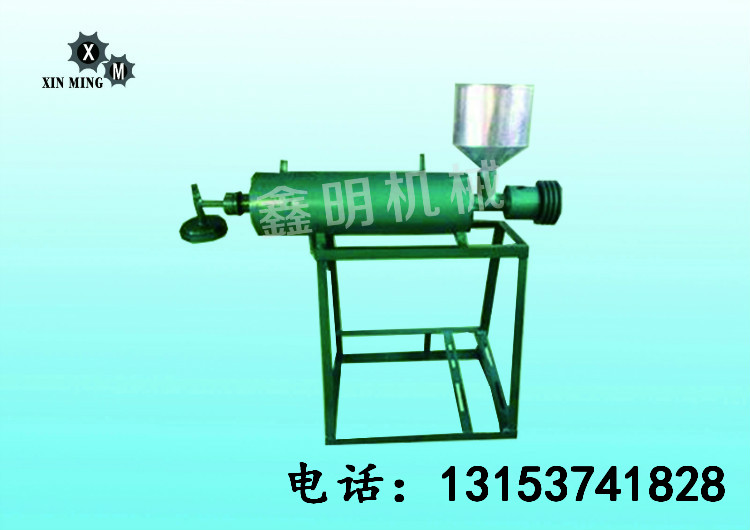 鑫明牌高產(chǎn)量純手工粉條機價格 優(yōu)質(zhì)地瓜粉條機 芋頭粉絲機參數(shù)