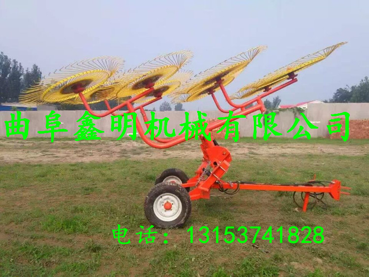 供應(yīng)拖拉機(jī)帶牽引式摟草機(jī)型號(hào) 鑫明全自動(dòng)八盤(pán)摟草機(jī)最新報(bào)價(jià)