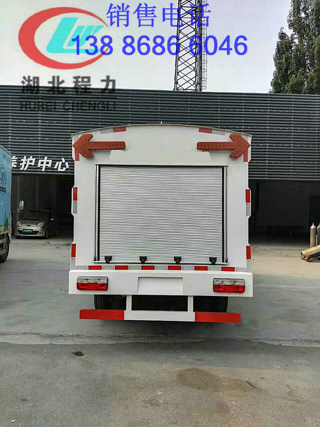 洛陽(yáng)道路護(hù)欄一次清洗車供應(yīng)商