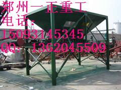 鄭州鏟車料倉(cāng)價(jià)格，有機(jī)肥鏟車料倉(cāng)型號(hào)，粉碎機(jī)圖片