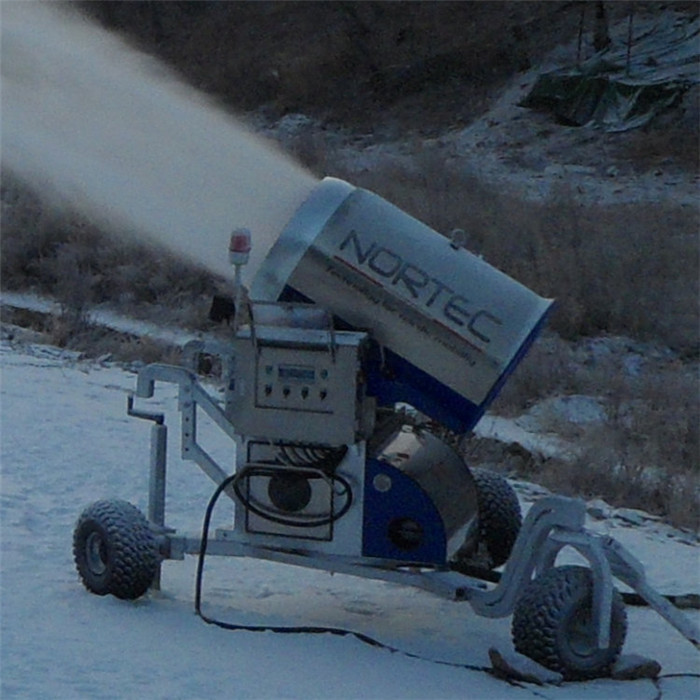 南方滑雪場設(shè)備 高溫造雪機(jī)廠家