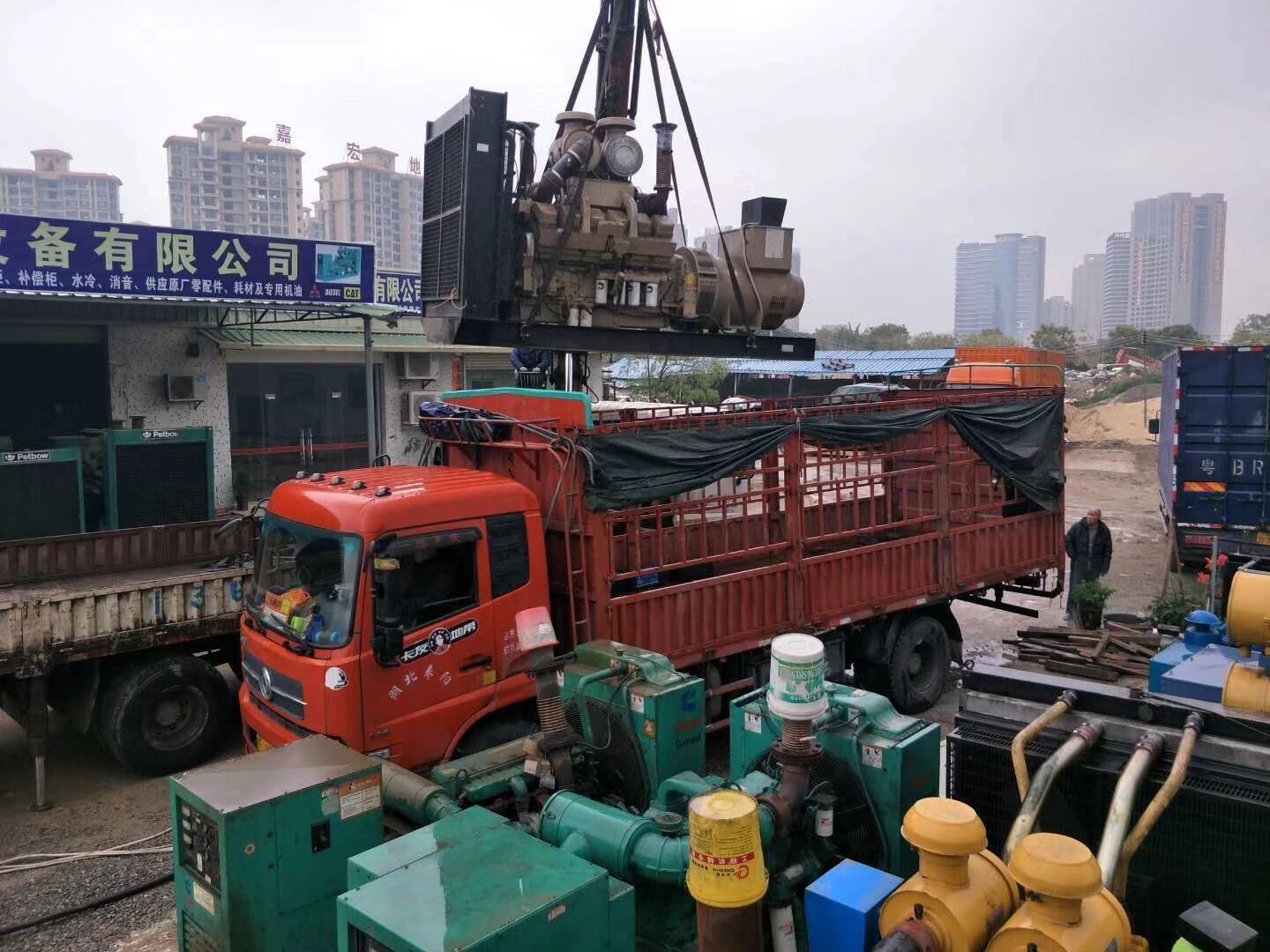 東莞大型發(fā)電車組_租賃多少錢一天/一臺(tái)