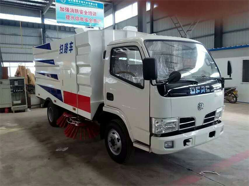 大型街道清掃車