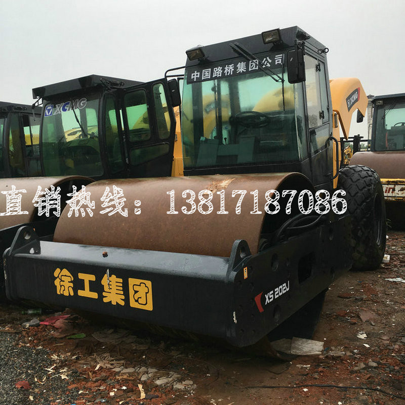 信陽二手壓路機(jī)出售、出售二手徐工20噸輪胎壓路機(jī)