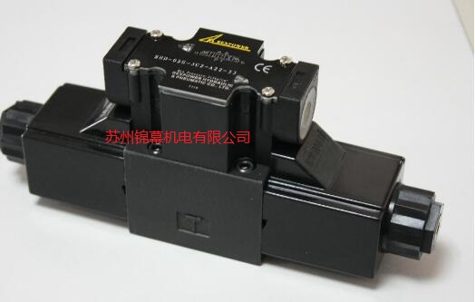 MJCS-03WLL臺(tái)灣銳力REXPOWER壓力繼電器，距管廊柱中心線0.6m。