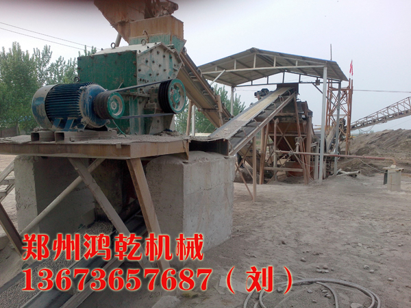 長(zhǎng)沙雙輪斗洗沙機(jī) 風(fēng)化砂洗砂機(jī)多少價(jià)格效果產(chǎn)量高