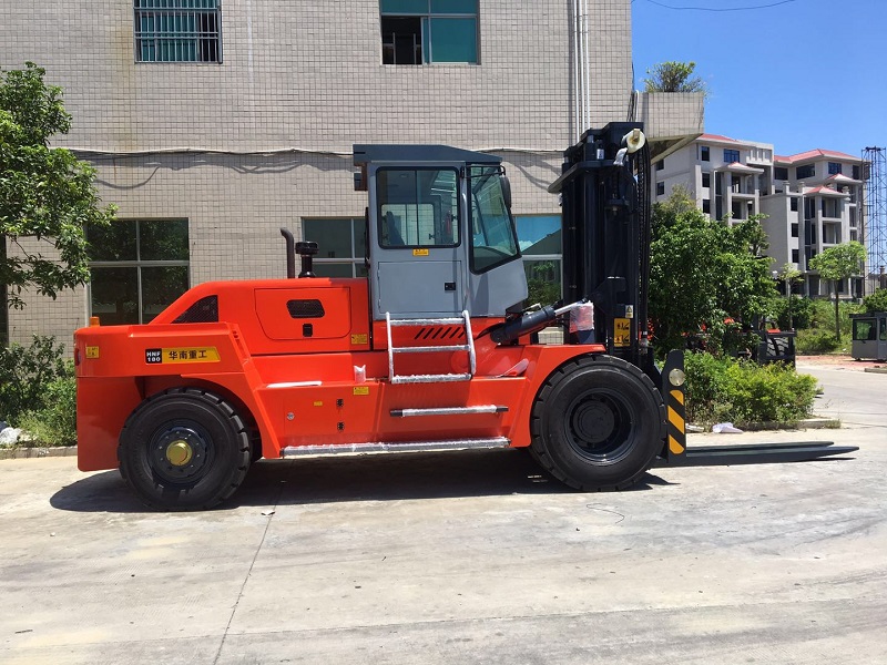 18噸叉車 國內(nèi)重型叉車生產(chǎn)基地 供應(yīng)廠家銷售18噸叉車價格