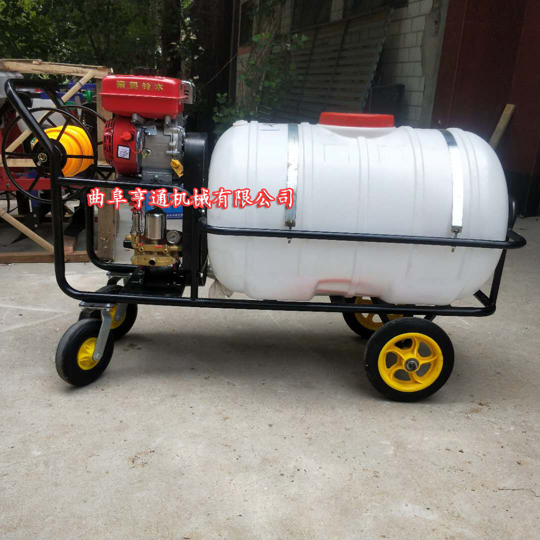 新一代手推四輪遠(yuǎn)程打藥機廠家  農(nóng)用高壓推車式電動打藥機參數(shù)