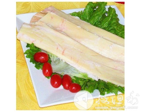 青島批發(fā)冷凍進(jìn)口牛羊肉烤肉食材牛雜牛舌價(jià)格