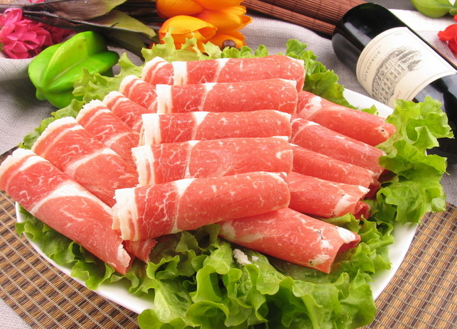 青島批發(fā)進(jìn)口牛羊肉燒烤食材牛碎肉羊腿牛雜價(jià)格