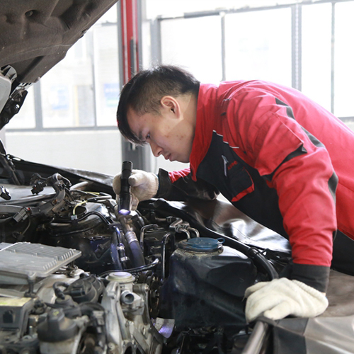 湖南專業(yè)奔馳維修中心 就選 湖南永通名車