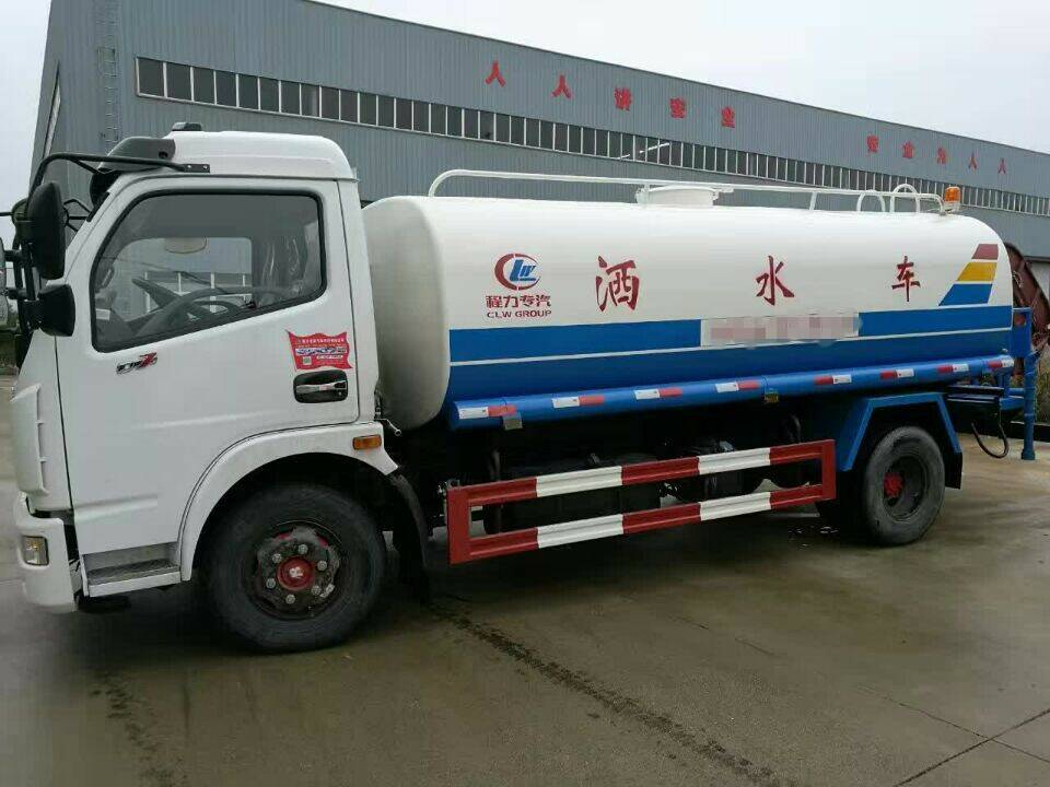 泰安市哪里有賣12立方帶霧炮機(jī)灑水車