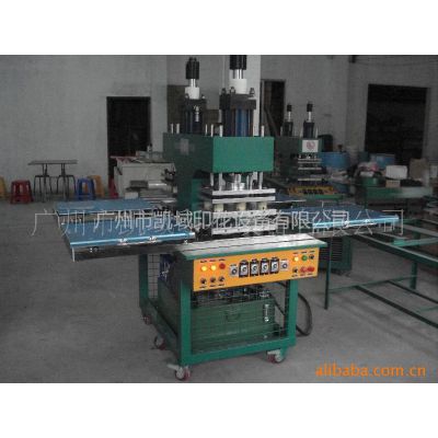 供應(yīng)服裝加工輔助設(shè)備液體矽利康壓花機(jī)
